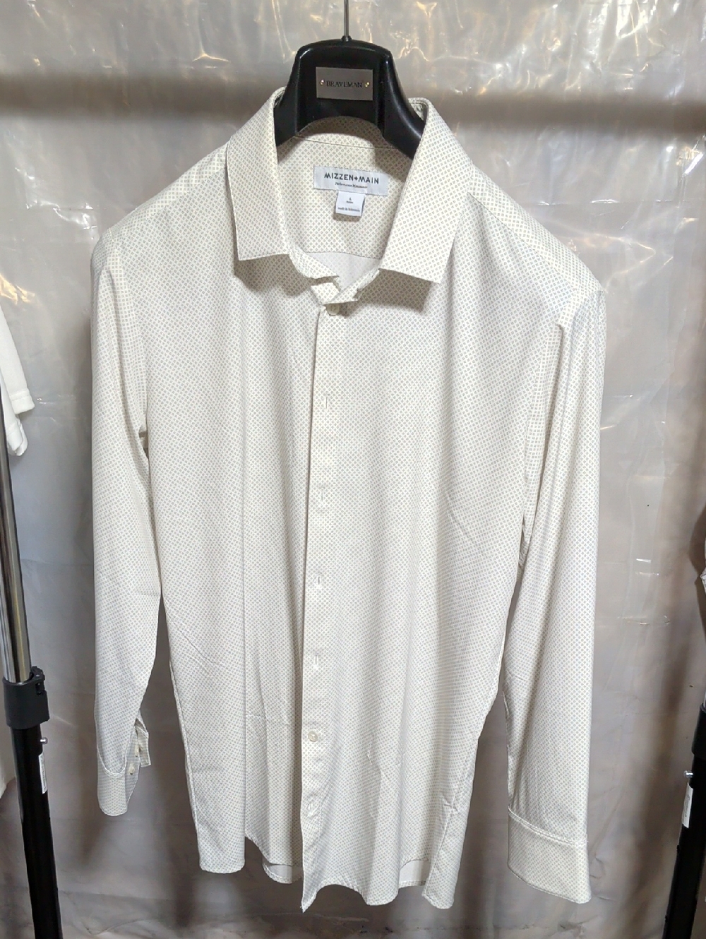 Mizzen+Main Men's Cream Micro-Pattern Dress Shirt